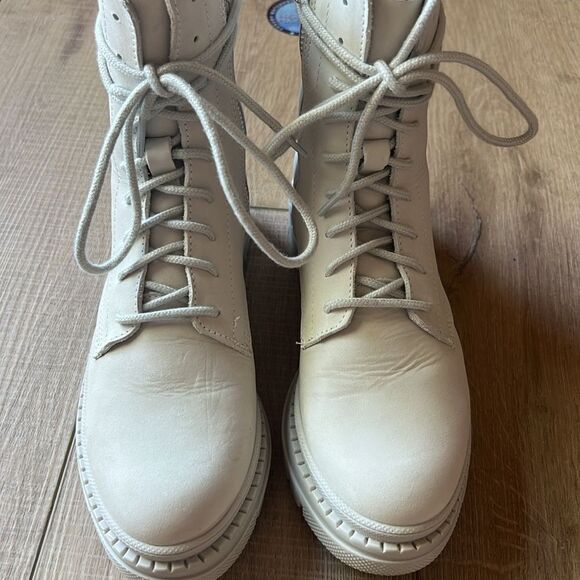 Steve Madden Clean Slate Combat Boot White US 8 - Picture 5 of 12